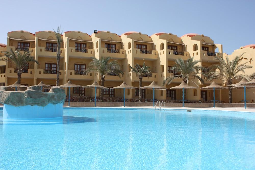 Bliss Marina Beach Resort Marsa Alam Esterno foto